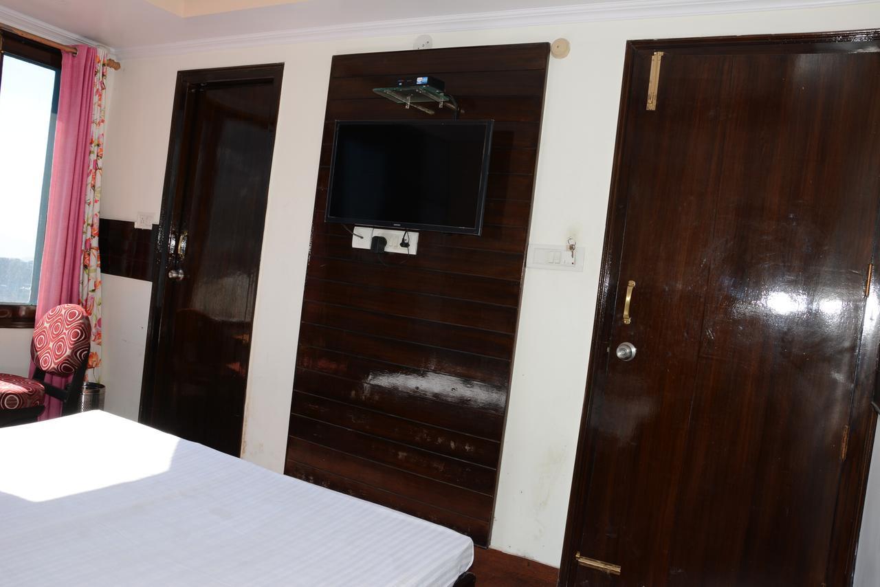 Hotel Basant Shimla Buitenkant foto