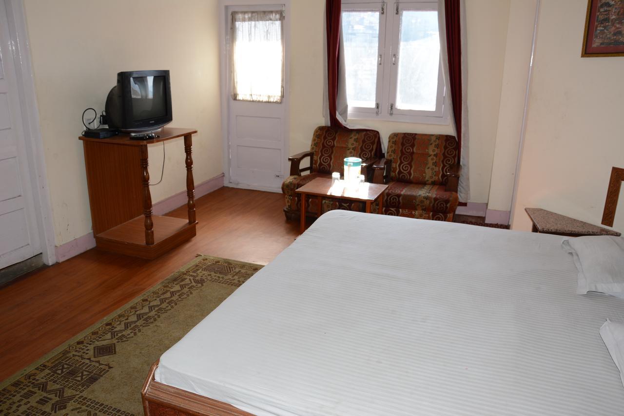 Hotel Basant Shimla Buitenkant foto